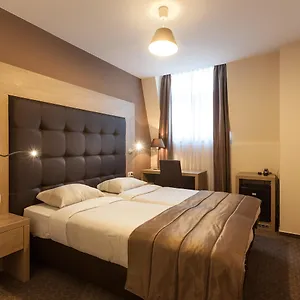 3* Otel Royale