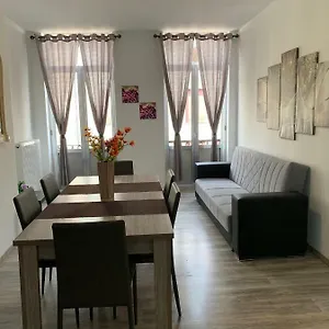  Apartamento Modern Second Floor